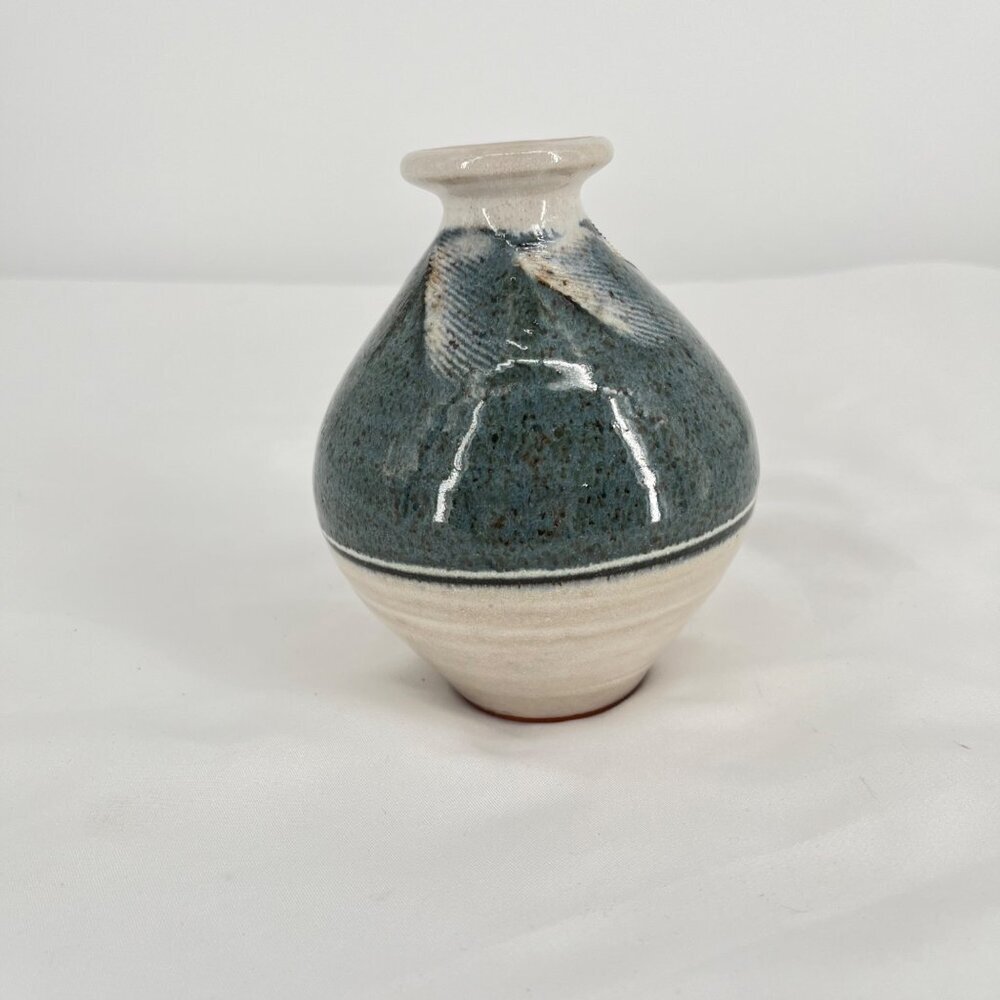 Small Handmade Ceramic Vase With Blue & Beige Feather ‎ Glaze